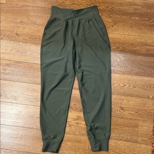 Old Navy Olive green high rise Joggers Medium Tall